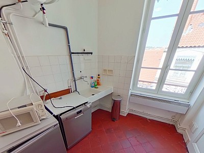 STUDIO A LOUER - LYON 7EME ARRONDISSEMENT Le Prado - 50.54 m2 - 880�&euro; charges comprises par mois