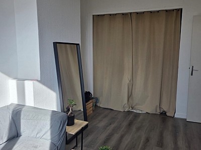 STUDIO A LOUER - LYON 7EME ARRONDISSEMENT Stalingrad - 30.08 m2 - 683�&euro; charges comprises par mois