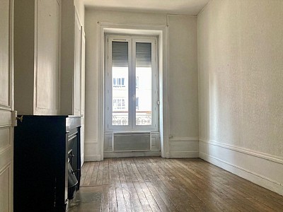 STUDIO A LOUER - LYON 7EME ARRONDISSEMENT Jean-Mace - 34.11 m2 - 680�&euro; charges comprises par mois