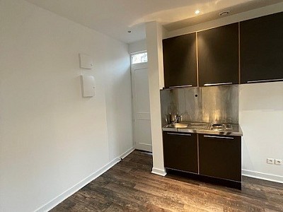 STUDIO A LOUER - LYON 7EME ARRONDISSEMENT Stalingrad - 28.19 m2 - 607�&euro; charges comprises par mois