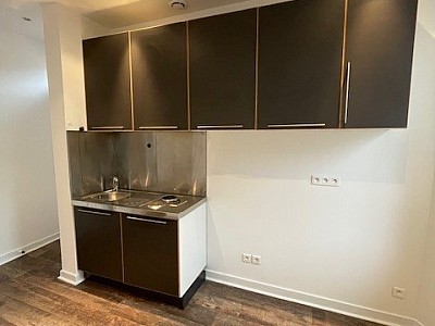 STUDIO A LOUER - LYON 7EME ARRONDISSEMENT Stalingrad - 28.19 m2 - 607�&euro; charges comprises par mois