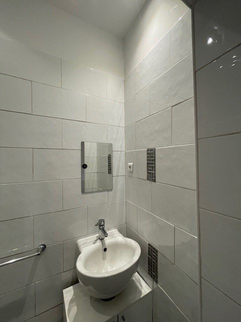 STUDIO A LOUER - LYON 7EME ARRONDISSEMENT Stalingrad - 28.19 m2 - 607�&euro; charges comprises par mois