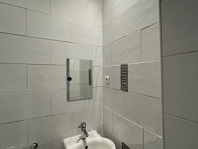 STUDIO A LOUER - LYON 7EME ARRONDISSEMENT Stalingrad - 28.19 m2 - 607�&euro; charges comprises par mois