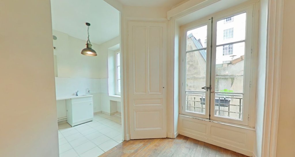 STUDIO A LOUER - LYON 7EME ARRONDISSEMENT Pasteur - 33.26 m2 - 660 &euro; charges comprises par mois