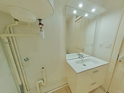 STUDIO A LOUER - LYON 7EME ARRONDISSEMENT Pasteur - 33.26 m2 - 660 &euro; charges comprises par mois