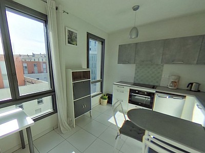 STUDIO A LOUER - LYON 7EME ARRONDISSEMENT Yves Farges - 27.6 m2 - 660 € charges comprises par mois