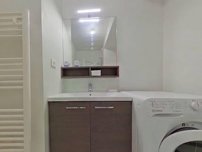 STUDIO A LOUER - LYON 7EME ARRONDISSEMENT Yves Farges - 27.6 m2 - 660 € charges comprises par mois