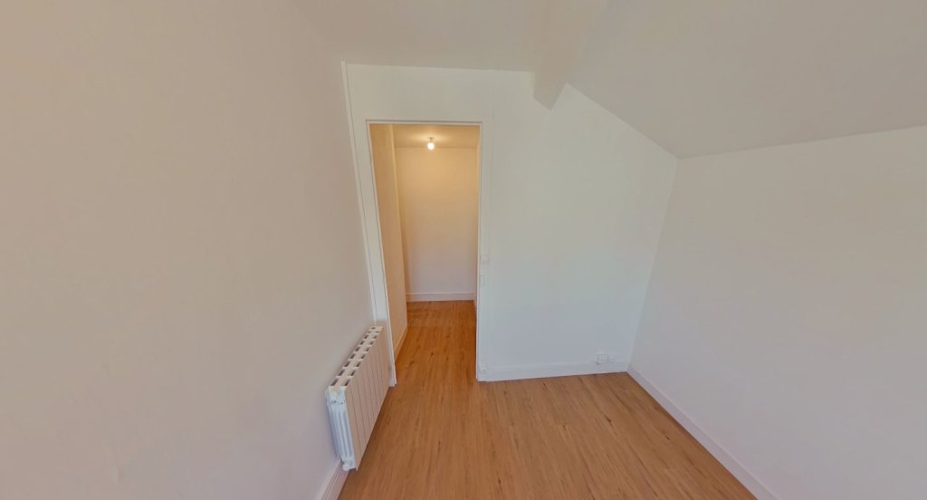STUDIO A LOUER - LYON 7EME ARRONDISSEMENT Stalingrad - 17.46 m2 - 402 &euro; charges comprises par mois