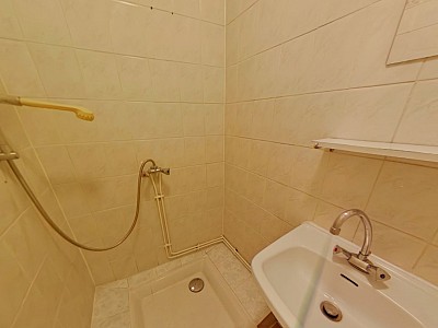 STUDIO A LOUER - LYON 7EME ARRONDISSEMENT Stalingrad - 17.46 m2 - 402 € charges comprises par mois