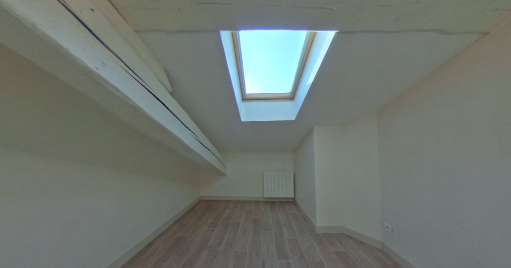STUDIO A LOUER - LYON 7EME ARRONDISSEMENT Pasteur - 30.05 m2 - 720 &euro; charges comprises par mois