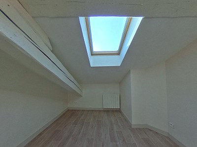 STUDIO A LOUER - LYON 7EME ARRONDISSEMENT Pasteur - 30.05 m2 - 720 € charges comprises par mois