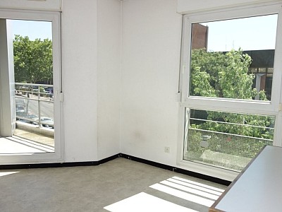 STUDIO A LOUER - LYON 8EME ARRONDISSEMENT Colbert - 19.28 m2 - 490€ charges comprises par mois