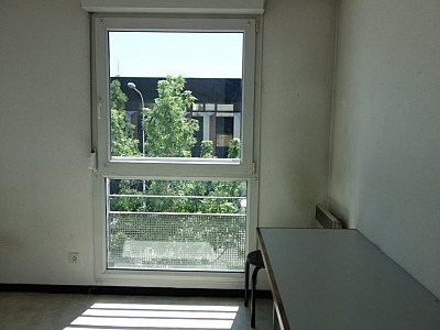 STUDIO A LOUER - LYON 8EME ARRONDISSEMENT Colbert - 19.28 m2 - 490€ charges comprises par mois