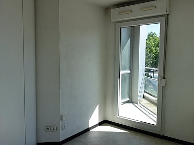 STUDIO A LOUER - LYON 8EME ARRONDISSEMENT Colbert - 19.28 m2 - 490€ charges comprises par mois