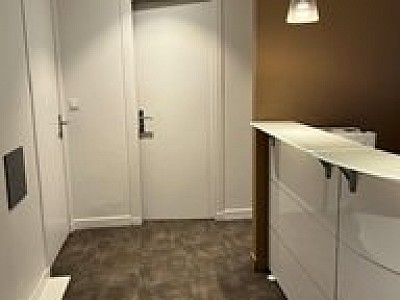 STUDIO A LOUER - LYON 8EME ARRONDISSEMENT Jean Moulin - 89.62 m2 - 1�480�&euro; charges comprises par mois