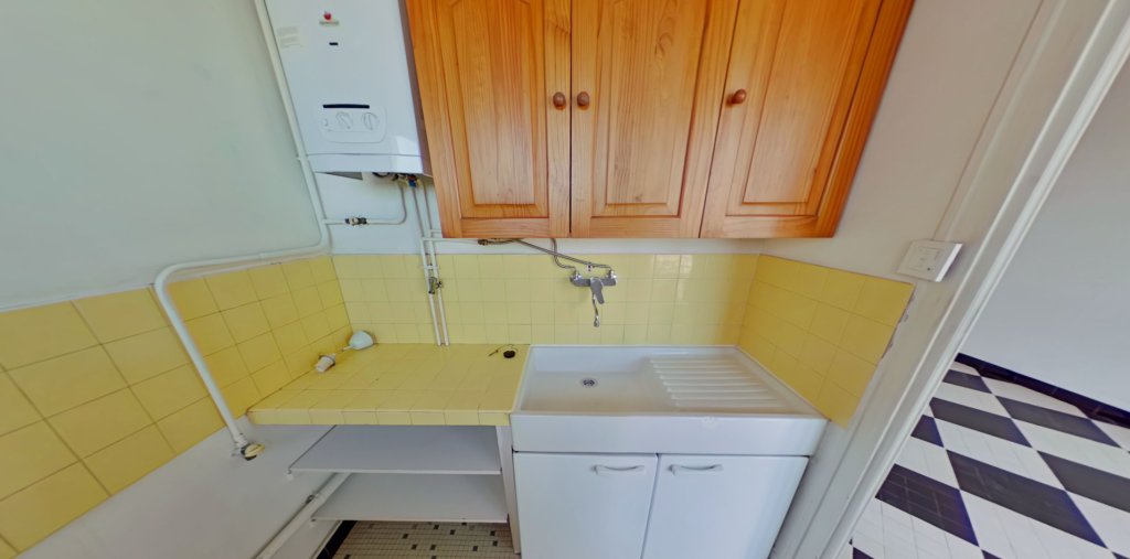 STUDIO A LOUER - LYON 8EME ARRONDISSEMENT Jean Moulin - 25.05 m2 - 520 &euro; charges comprises par mois