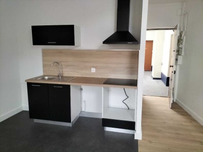 STUDIO - LYON 9EME ARRONDISSEMENT - 30,05 m2 - 380 € charges comprises par mois