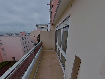 STUDIO A LOUER - RILLIEUX LA PAPE Leclerc - 46.36 m2 - 670�&euro; charges comprises par mois