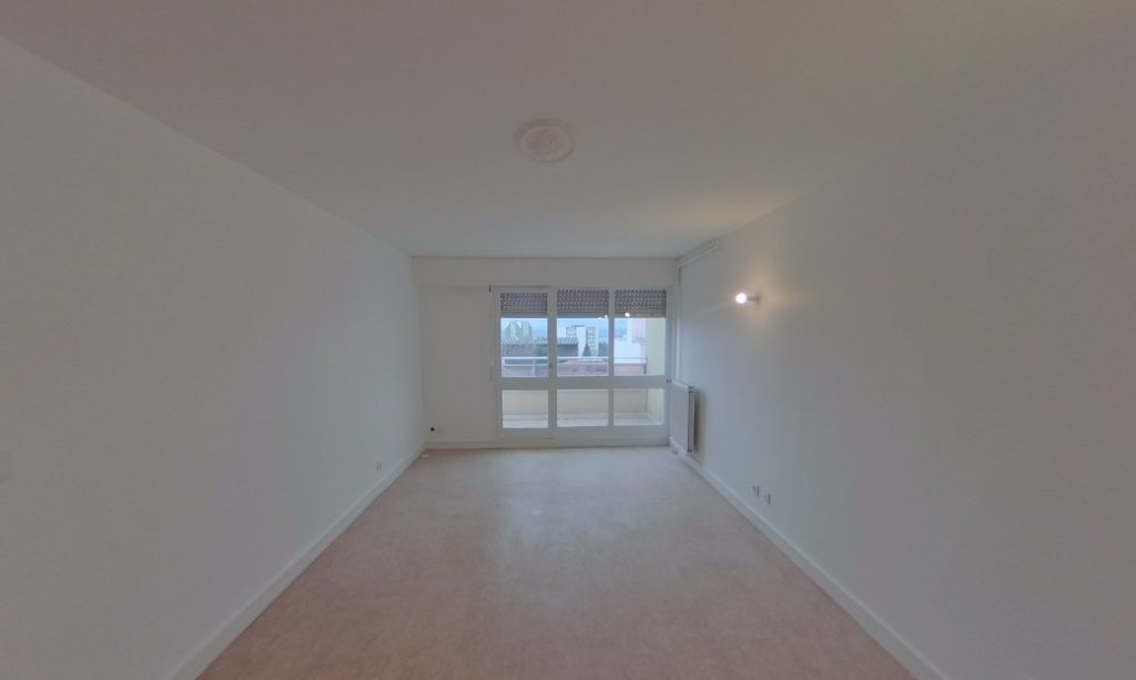 STUDIO A LOUER - RILLIEUX LA PAPE Leclerc - 46.36 m2 - 670�&euro; charges comprises par mois