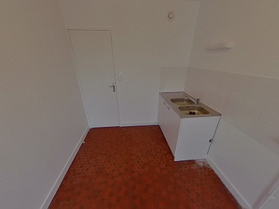 STUDIO A LOUER - RILLIEUX LA PAPE Leclerc - 46.36 m2 - 670�&euro; charges comprises par mois