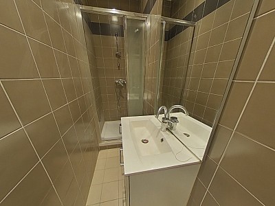 STUDIO A LOUER - VENISSIEUX Ernest-Renan - 22.65 m2 - 533€ charges comprises par mois