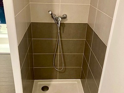 STUDIO A LOUER - VENISSIEUX Centre-Ville - 28.47 m2 - 526�&euro; charges comprises par mois