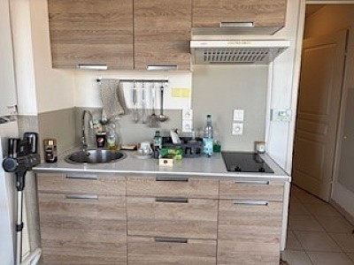 STUDIO A LOUER - VENISSIEUX Centre-Ville - 32.46 m2 - 770 € charges comprises par mois