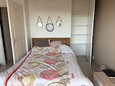 STUDIO A LOUER - VENISSIEUX Centre-Ville - 32.46 m2 - 770 € charges comprises par mois