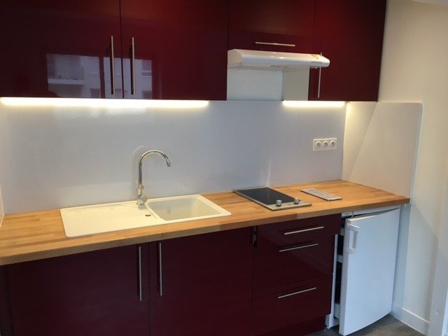 STUDIO A LOUER - VILLEURBANNE Onze-Novembre - 28.22 m2 - 621�&euro; charges comprises par mois