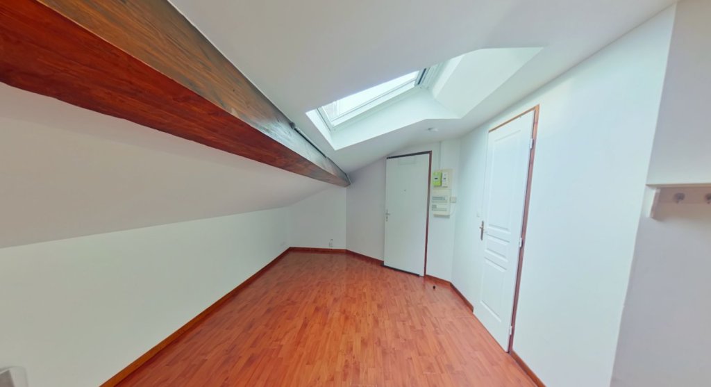 STUDIO A LOUER - VILLEURBANNE Croix-Luizet-Est - 13.03 m2 - 430�&euro; charges comprises par mois