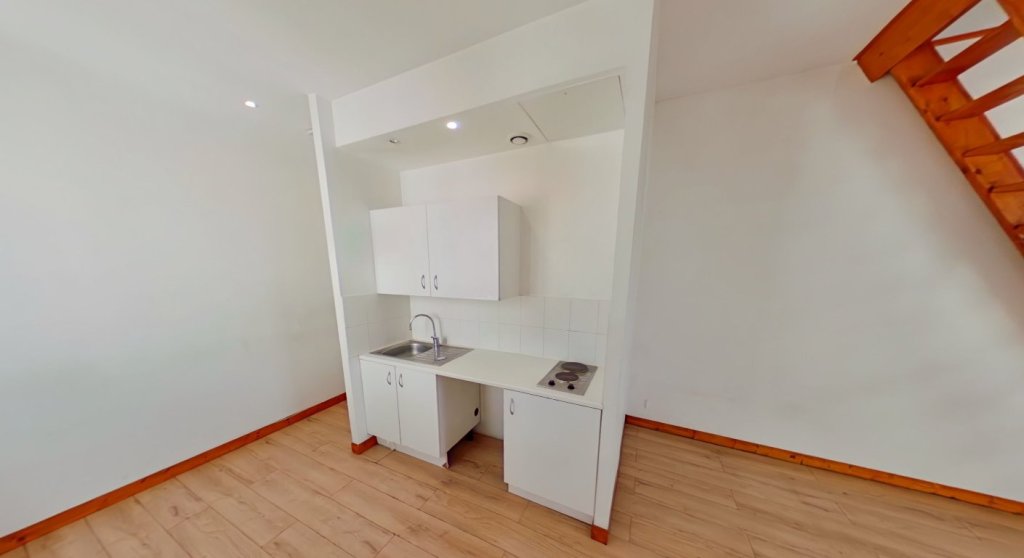 STUDIO A LOUER - VILLEURBANNE Croix-Luizet-Est - 34.38 m2 - 755 &euro; charges comprises par mois