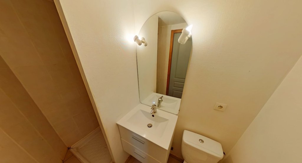 STUDIO A LOUER - VILLEURBANNE Croix-Luizet-Est - 34.38 m2 - 755 &euro; charges comprises par mois