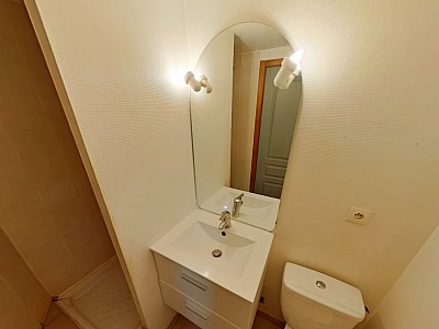 STUDIO A LOUER - VILLEURBANNE Croix-Luizet-Est - 34.38 m2 - 755 € charges comprises par mois