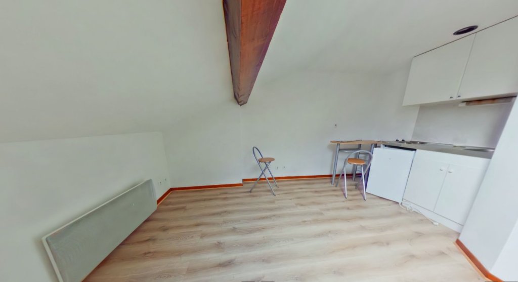 STUDIO A LOUER - VILLEURBANNE Croix-Luizet-Est - 16.18 m2 - 440 &euro; charges comprises par mois