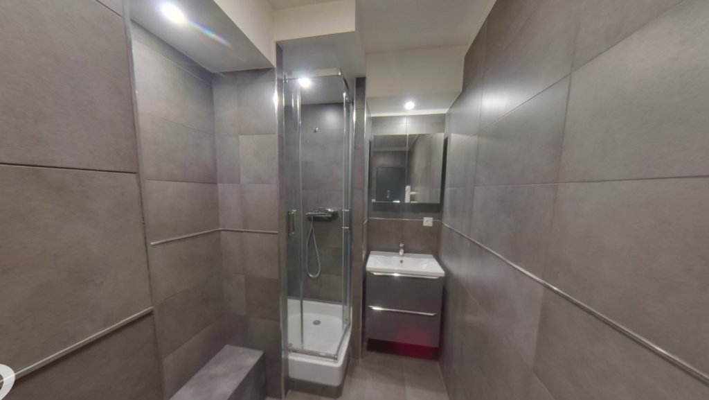 STUDIO A LOUER - VILLEURBANNE Onze-Novembre - 31.19 m2 - 660 &euro; charges comprises par mois