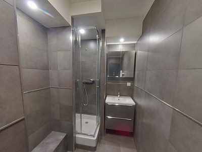 STUDIO A LOUER - VILLEURBANNE Onze-Novembre - 31.19 m2 - 660 € charges comprises par mois