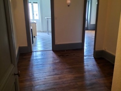 APPARTEMENT T1 A LOUER - LYON 1ER ARRONDISSEMENT - 45,84 m2 - 782 € charges comprises par mois