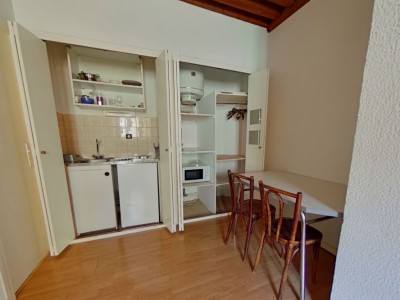 APPARTEMENT T1 A LOUER - LYON 1ER ARRONDISSEMENT - 17,62 m2 - 419,83 € charges comprises par mois
