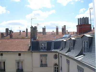 APPARTEMENT T1 - LYON 2EME ARRONDISSEMENT - 22,17 m2 - 490 € charges comprises par mois