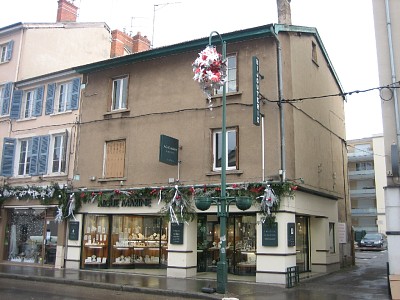 APPARTEMENT T1 - TASSIN LA DEMI LUNE - 28,18 m2 - LOUÉ