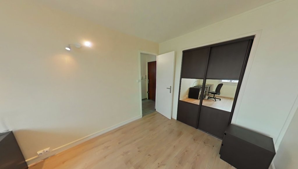 APPARTEMENT T2 A LOUER - CALUIRE ET CUIRE - 39.66 m2 - 634,23 &euro; charges comprises par mois