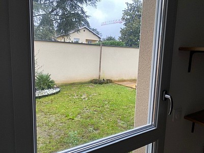 APPARTEMENT T2 A LOUER - CHAMPAGNE AU MONT D OR Contour - 45.26 m2 - 1040€ charges comprises par mois