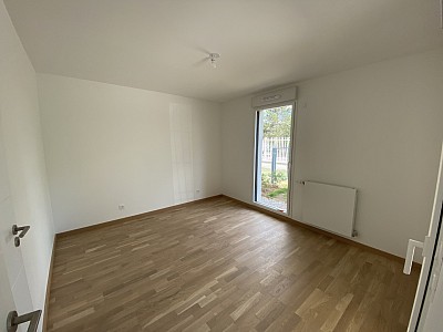 APPARTEMENT T2 A LOUER - CHARBONNIERES LES BAINS - 44.21 m2 - 673 € charges comprises par mois