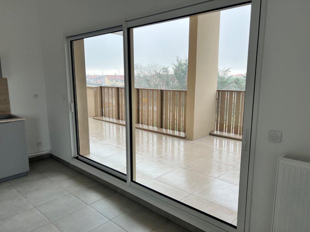 APPARTEMENT T2 A LOUER - GENAS Grandes-Terres Revoison - 50.95 m2 - 770�&euro; charges comprises par mois