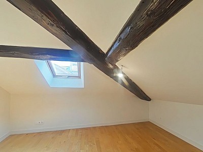 APPARTEMENT T2 A LOUER - LYON 1ER ARRONDISSEMENT Terreaux-Bat-d-Argent - 47.17 m2 - 865€ charges comprises par mois
