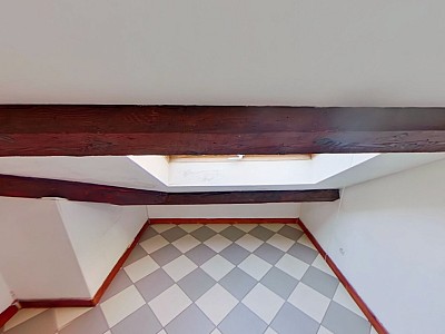 APPARTEMENT T2 A LOUER - LYON 1ER ARRONDISSEMENT Terreaux-Bat-d-Argent - 26.93 m2 - 590 € charges comprises par mois