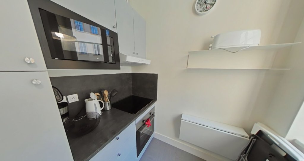 APPARTEMENT T2 A LOUER - LYON 1ER ARRONDISSEMENT Capucins-Griffon - 47.37 m2 - 958,03 &euro; charges comprises par mois
