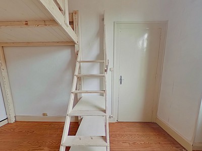 APPARTEMENT T2 A LOUER - LYON 1ER ARRONDISSEMENT Normale-Chartreux - 38.31 m2 - 625 &euro; charges comprises par mois