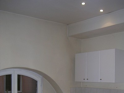 APPARTEMENT T2 A LOUER - LYON 2EME ARRONDISSEMENT BELLECOUR - 26,58 m2 - 580 € charges comprises par mois