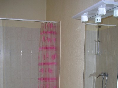 APPARTEMENT T2 A LOUER - LYON 2EME ARRONDISSEMENT BELLECOUR - 26,58 m2 - 580 € charges comprises par mois